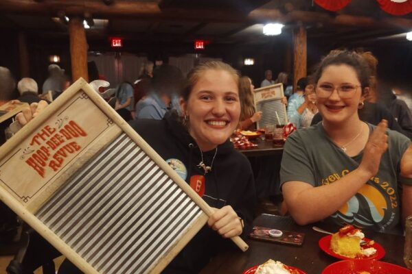 Hoop Dee Doo Revue Dinner Show