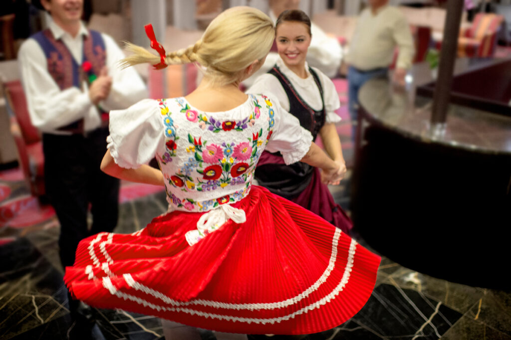 River Cruise Rhine Dancing